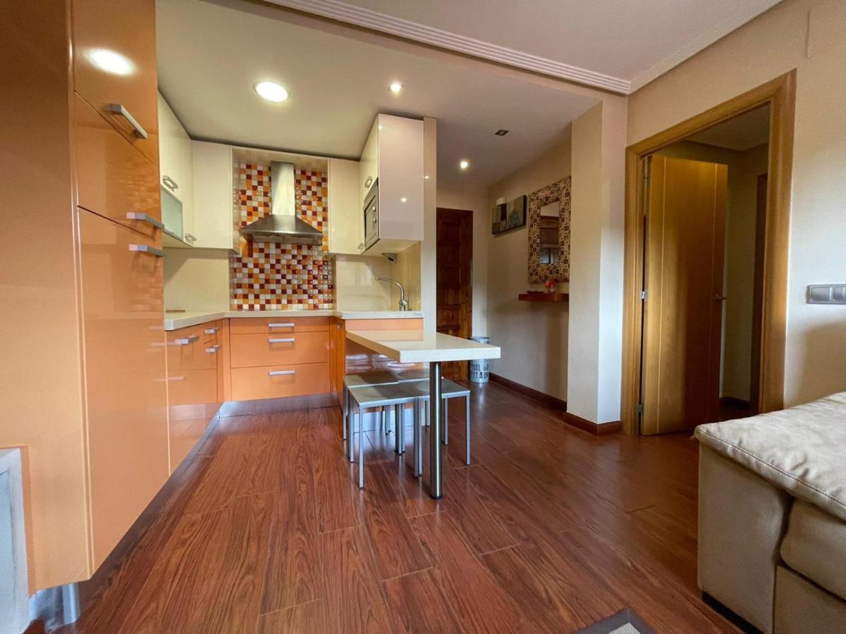 Apartament Apartamento Centro De Llanes Zewnętrze zdjęcie